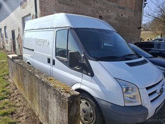 Ford tranzit na opravu 2.2 81kw - 2