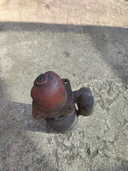Starter Zetor UŘ 1 - 2