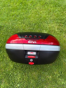 Moto kufr GIVI V46 + plotna - 2