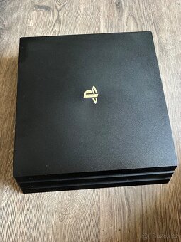 PS4 PRO 1 TB - 2