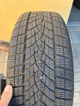 Alu kola 215/50 R19 - 2