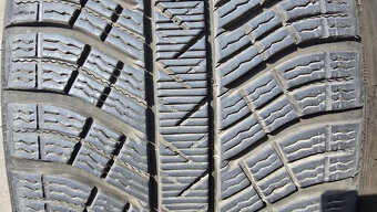 Zimní pneu 245/35/20 Michelin - 2