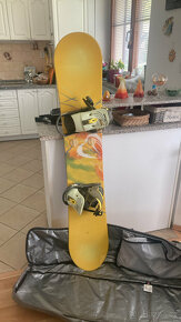 Dámský snowboard s vázáním a pouzdrem - vše zn. Burton - 2