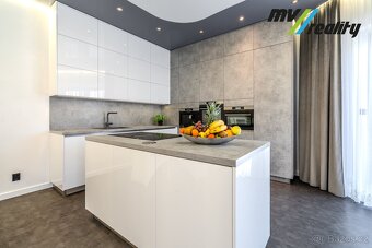 Chotouň - Chrášťany - Prodej rodinného domu (210 m2) s pozem - 2