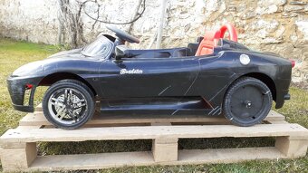 Dětské elektrické autíčko - 2