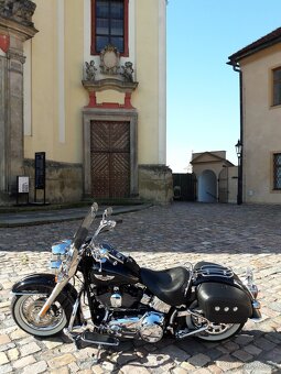 Harley-Davidson Softail Deluxe - 2