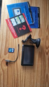 Navigace GARMIN núvi 760 - 2
