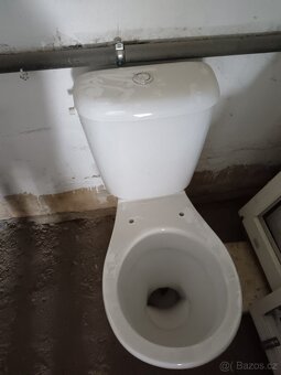 Prodám záchodovou mísu se spodním vývodem - 2