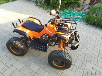 Prodám dětskou čtyřkolku obsah 125ccm minimálně jeta - 2