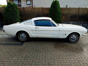 Ford mustang 289 fastback - 2