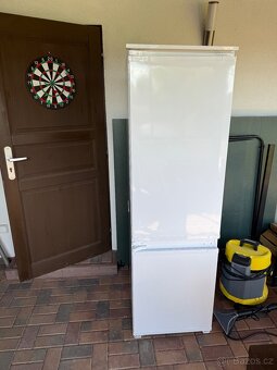 Vestavná lednice Beco s mrazákem - 2