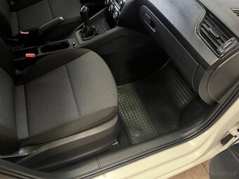 Prodám Škoda Octavia combi 3 1,6 tdi 77 kw . Rok 2015 - 2