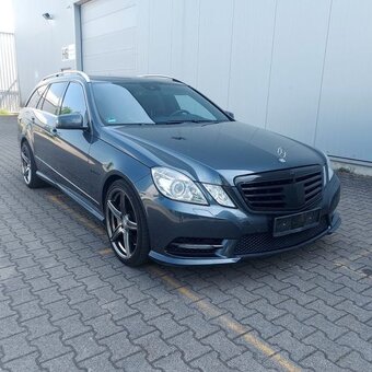 Mercedes-Benz třídy E kombi E500 AMG Line 4Matic Air (č.1095 - 2