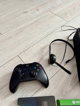 Prodám XBOX ONE - 2