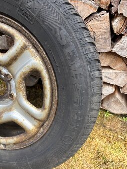 Zimní gumy 215/65 R 16H - 2