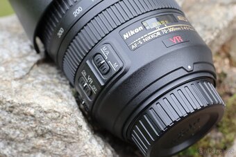 Nikon AF-S NIKKOR 70–300mm f/4.5–5.6G. - 2