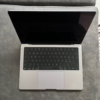 MacBook Pro 14" 2021 M1 Pro / 16GB / 512GB - 2