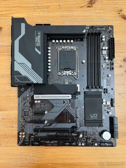 GIGABYTE Z790 UD DDR5 Socket 1700, Funkční,záruka - 2