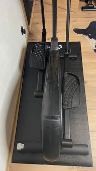 ELIPTICKÝ TRENAŽÉR HOUSEFIT + ORIGINÁLNÍ PODLOŽKA – JAKO NOV - 2