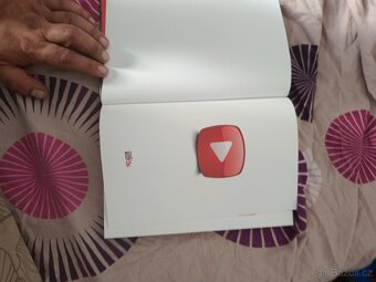 Kniha já,jutubee - 2