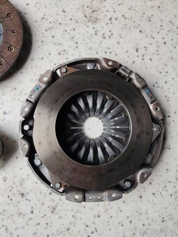 Kia Sorento-spojková sada - 2