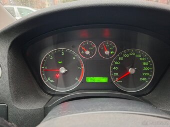 Ford focus 1.8 tdci combi - 2