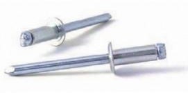 TRHACÍ NÝTY OCEL - 2