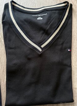Dámská trička Tommy Hilfiger - 2