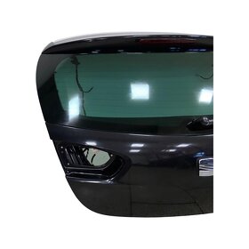 Páté dveře černá metalíza LC9Z Seat Leon 1P FR hatchback 09 - 2