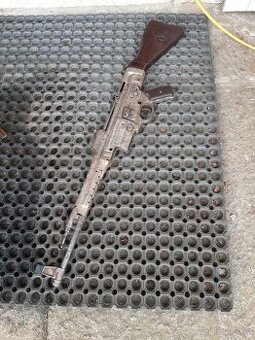 MP44 (StG44) útočná puška - 2