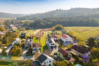Prodej pozemky pro bydlení, 1 100 m2 - Střelice, ev.č. 01989 - 2