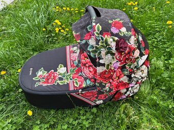 Cybex priam korba dark blossom - 2