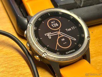 GARMIN FENIX 5 PLUS SAPPHIRE TITANIUM - 2