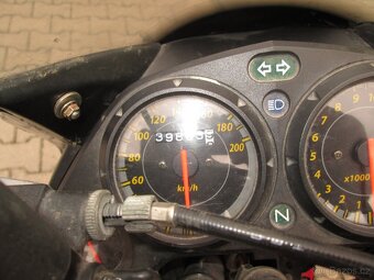 Honda CBR125R - 2