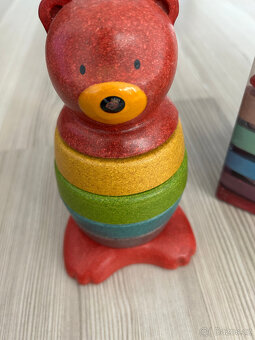 Plan Toys Vrstvící medvěd - 2