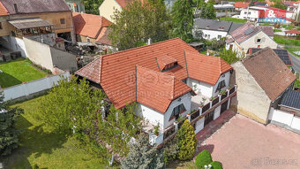 Prodej rodinného domu, 410 m², Nepomyšl - 2