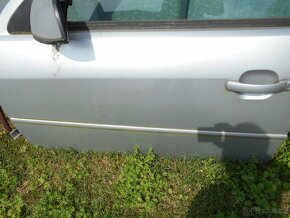 FORD MONDEO III 2001 - 2006 DVEŘE STŘÍBRNÁ MET - 2