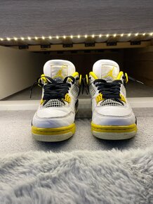 JORDAN 4 RETRO VIVID SULFUR - 2