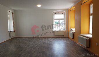 Pronájem bytu 1+KK o velikosti 60 m2 - 2