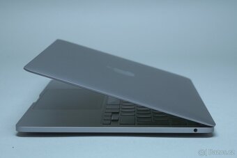 ZÁRUKA/Macbook Pro 13.3" TB/M1 3.2GHZ/8GB RAM/256GB SSD/CZ - 2