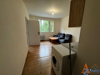 Nabízíme pronájem bytové jednotky 1+1, v ulici Kyjická, Chom - 2