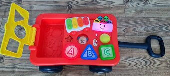 Fisher-Price Mluvící vagonek - 2