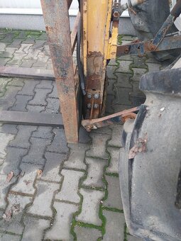 Vysokozdvižné zařízení-upraveno za traktor - 2