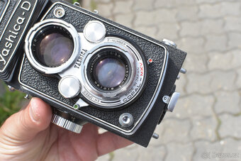 YASHICA D + BRAŠNA / TOP STAV - 2