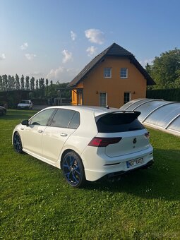 Volkswagen 8R 20 years edice - 2