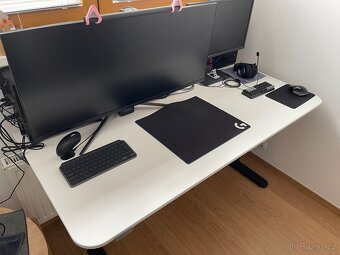 IKEA BEKANT Desk, white, black 160x80cm Elektrický Stůl - 2