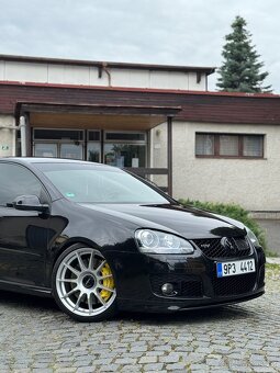 Vw golf 5 V gti edition 30 2.0 tfsi - 2