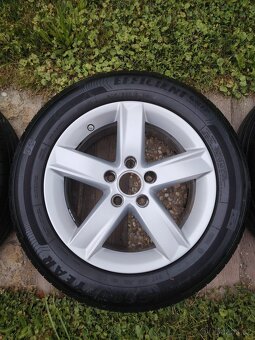 ALU kola Audi 16" s pneu 205/60 R16 – super stav - 2