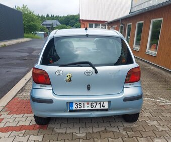 Yaris - 2