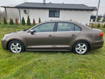 Volkswagen Jetta 2.0 TDI - 2